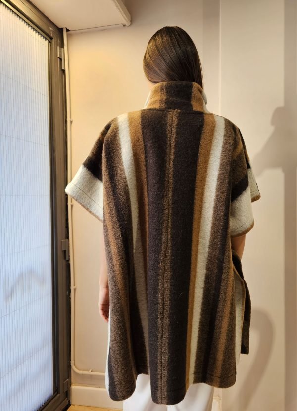 Poncho Paola Tienforti